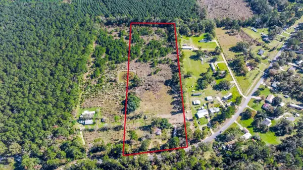 26848 Satsuma Rd, Livingston, LA 70754