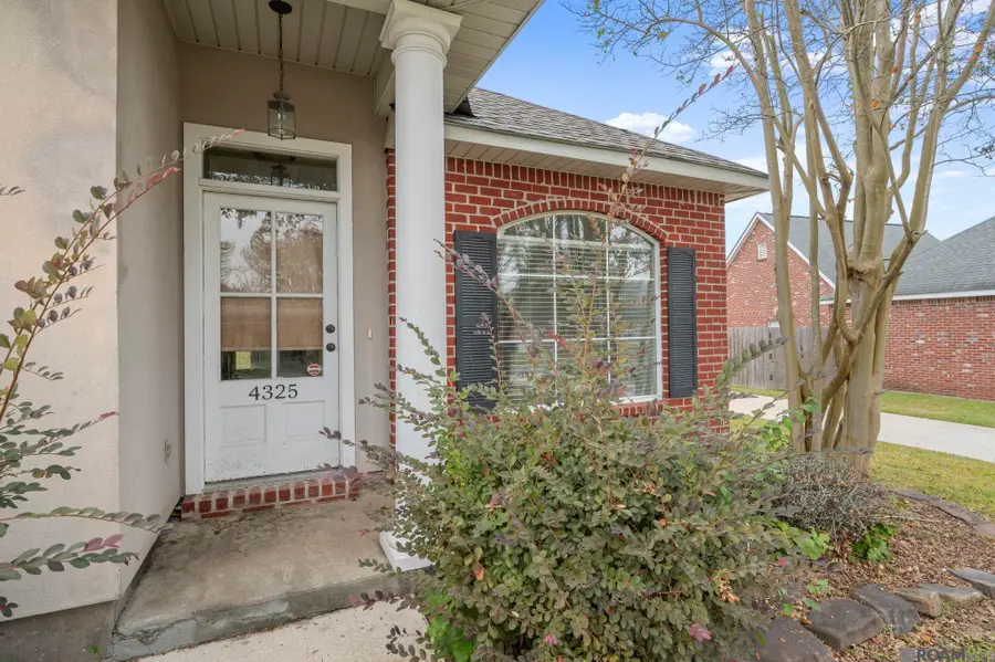 4325 Spring Hollow Ct, Zachary, LA 70791 - Image #3
