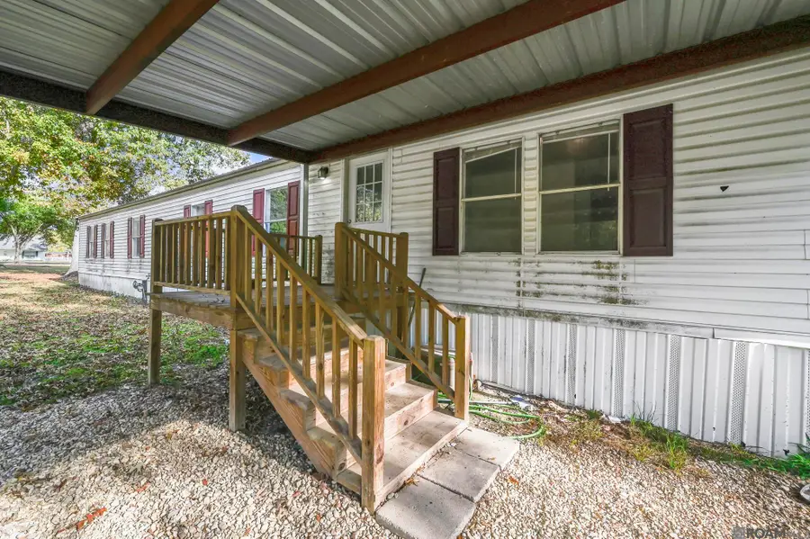 18875 King George Bay Rd, Livingston, LA 70754 - Image #3