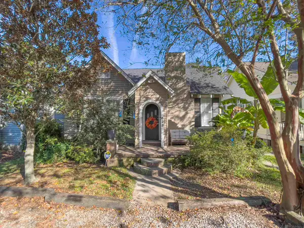 823 Ingleside Dr, Baton Rouge, LA 70806