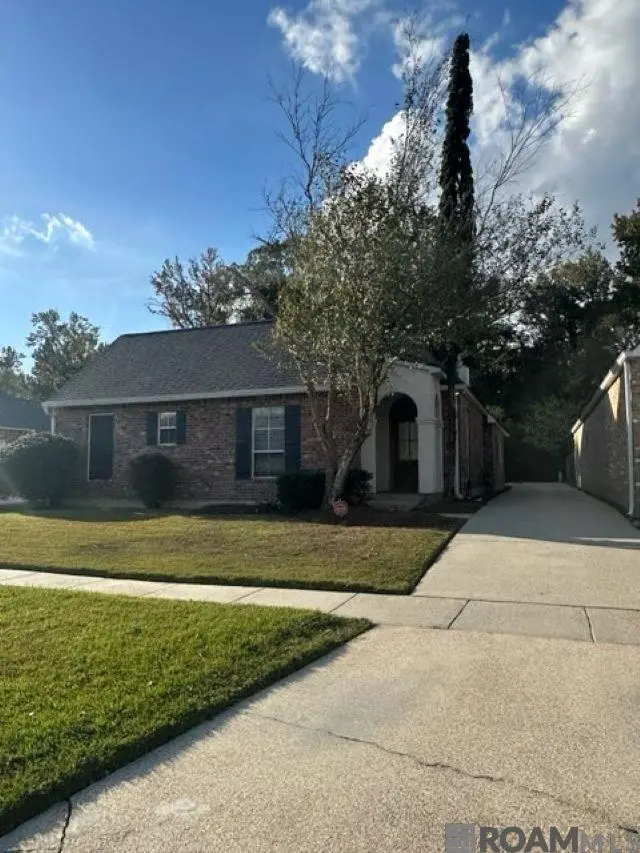 5820 Glen Cove Dr, Baton Rouge, LA 70809 - Image #1