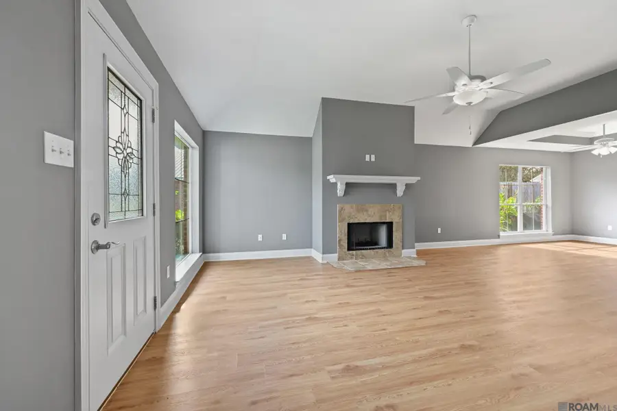 7456 Associate Dr, Baton Rouge, LA 70817 - Image #2