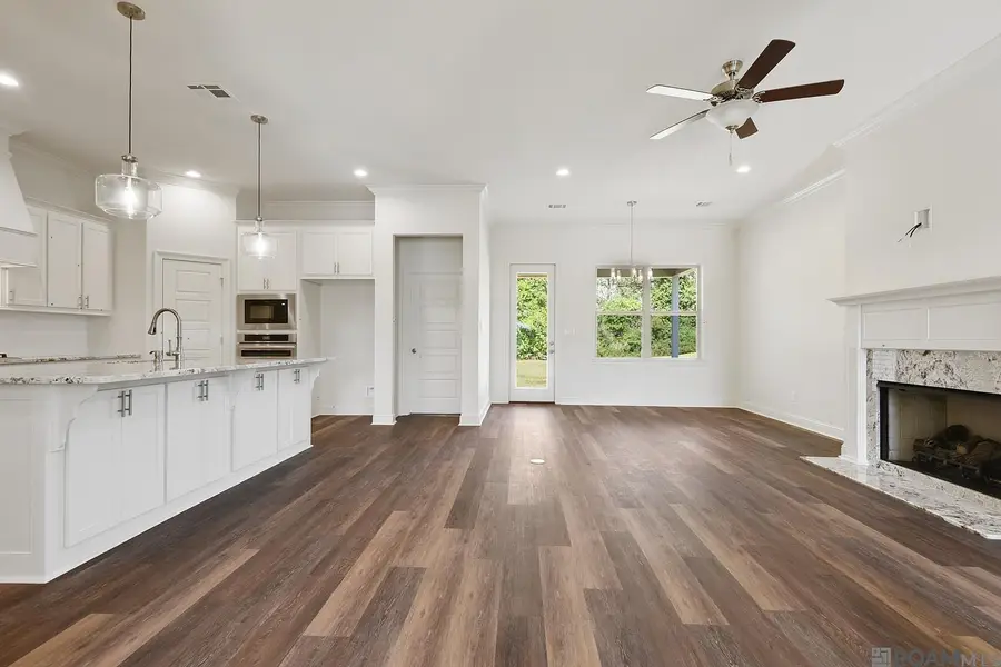 36124 Belle Parc Ave, Geismar, LA 70734 - Image #3