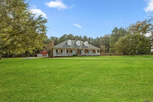 979 Thompson Rd, Slaughter, LA 70777