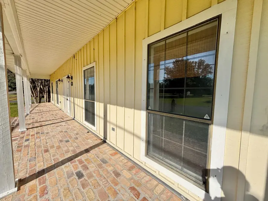 390 West 47th Street, Cut Off, LA 70345 - #2