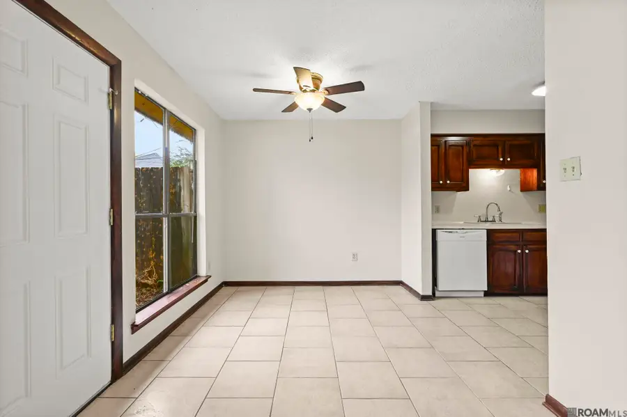 2334 Brightside Dr, Baton Rouge, LA 70820 - Image #2
