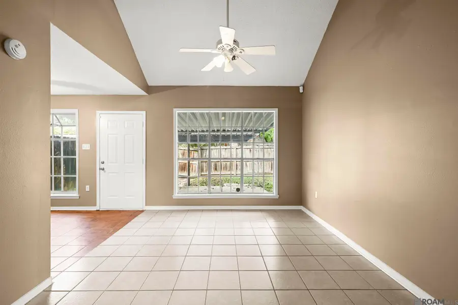 1270 Sharlo Ave, Baton Rouge, LA 70820 - Image #2