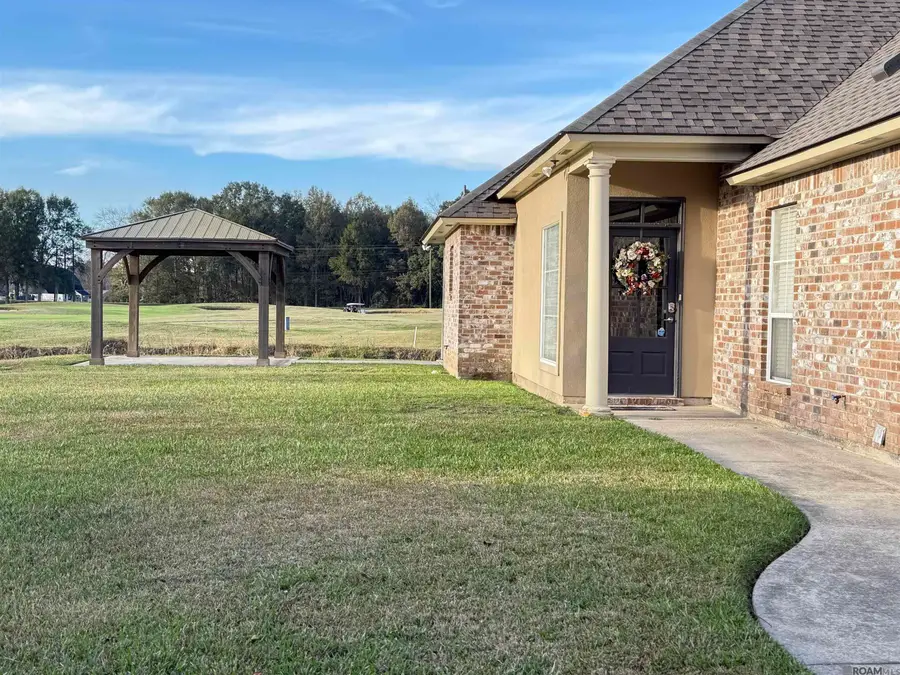 22747 Beaver Cove Ct, Zachary, LA 70791 - Image #3