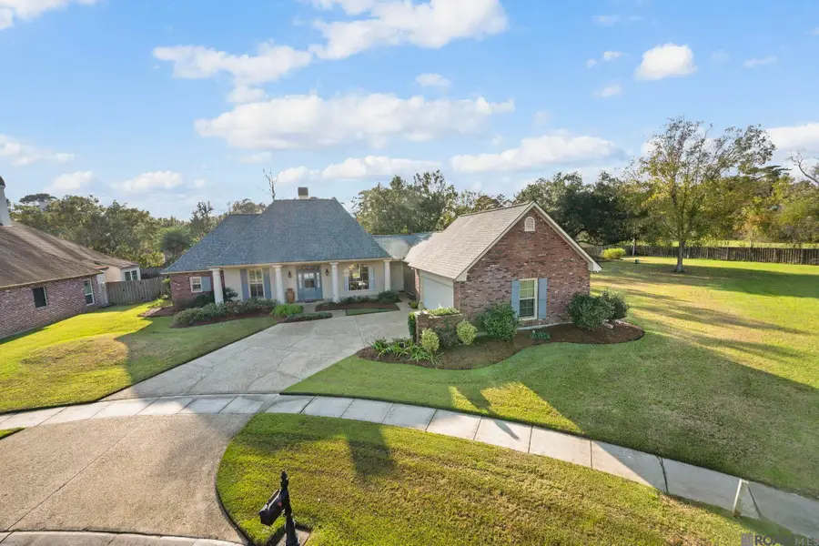 19110 S Trent Jones Dr, Baton Rouge, LA 70810 - #2