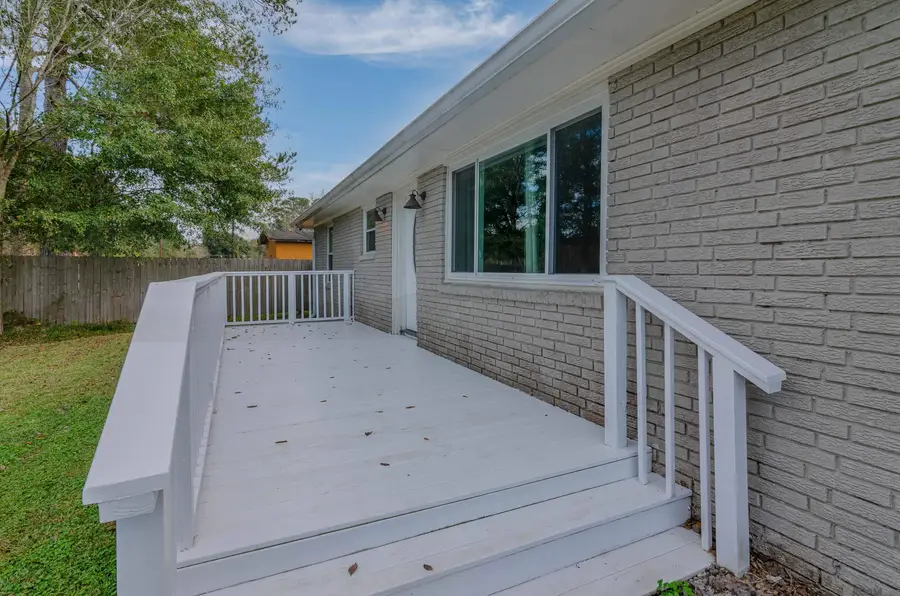 11274 Arnold Rd, Denham Springs, LA 70726 - Image #3