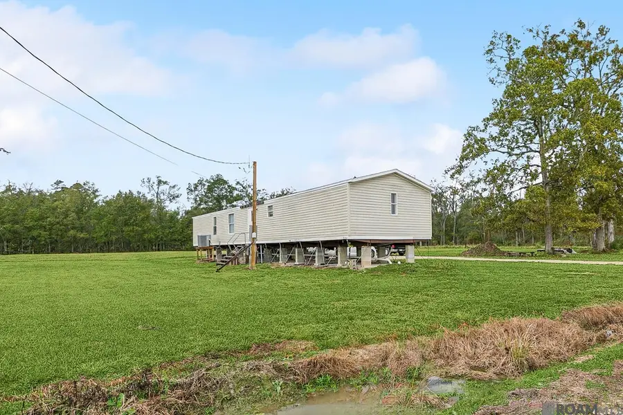 45162 Butch Gore Rd, Saint Amant, LA 70769 - Image #3