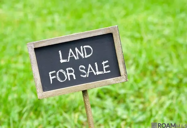 Lot 22 Lucien St, Denham Springs, LA 70726