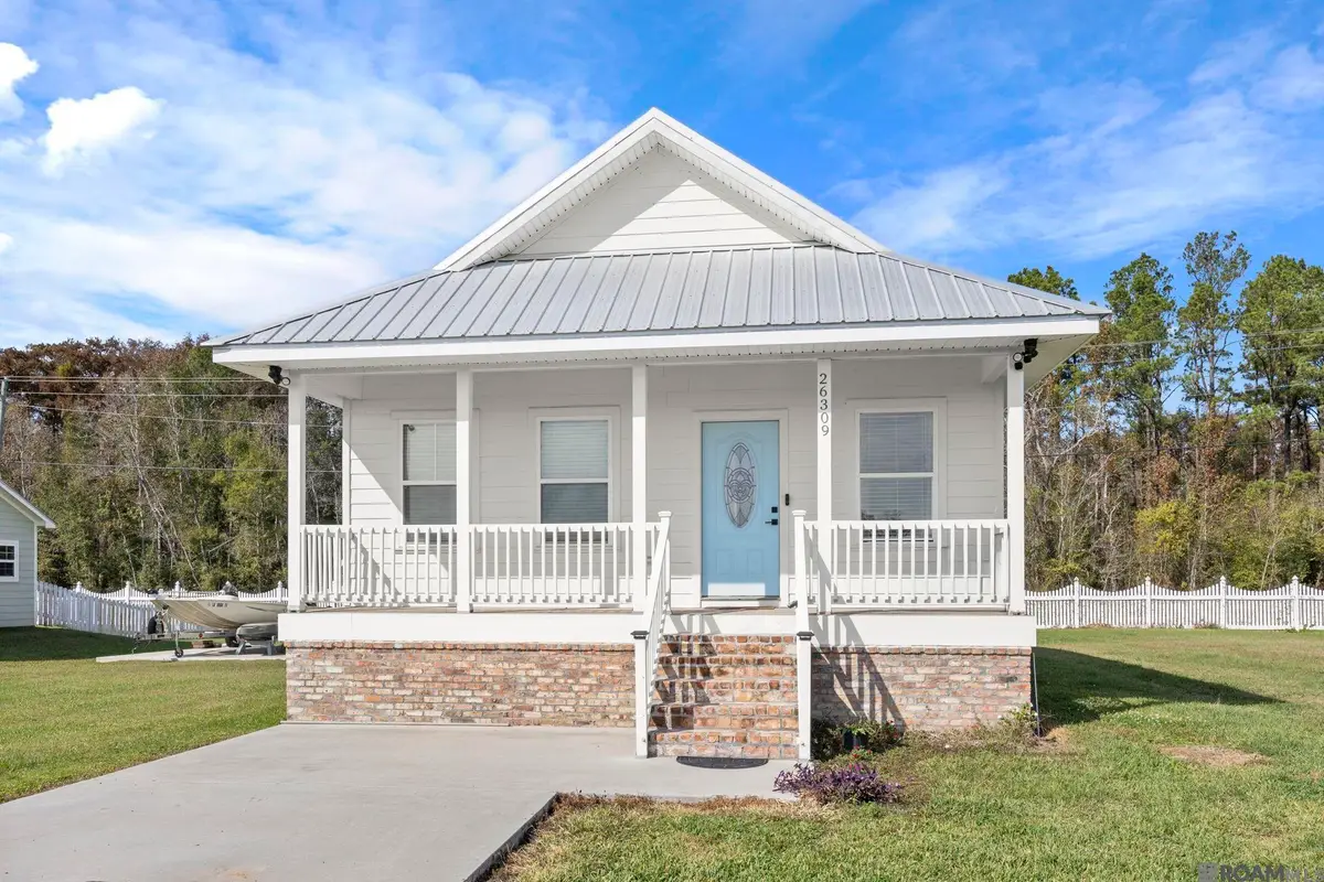 26309 Riverscape Dr, Springfield, LA 70462 - Image #1