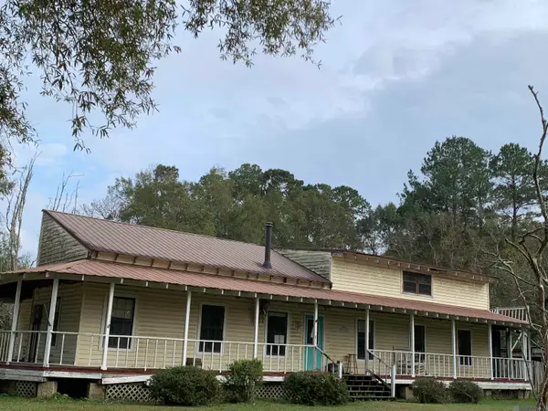 42246 Sweeney Lane, Ponchatoula, LA 70454