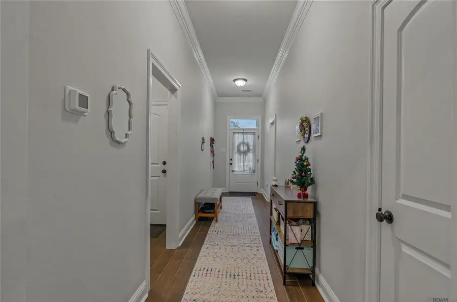 14401 Sterling Oaks Dr, Gonzales, LA 70737 - Image #2