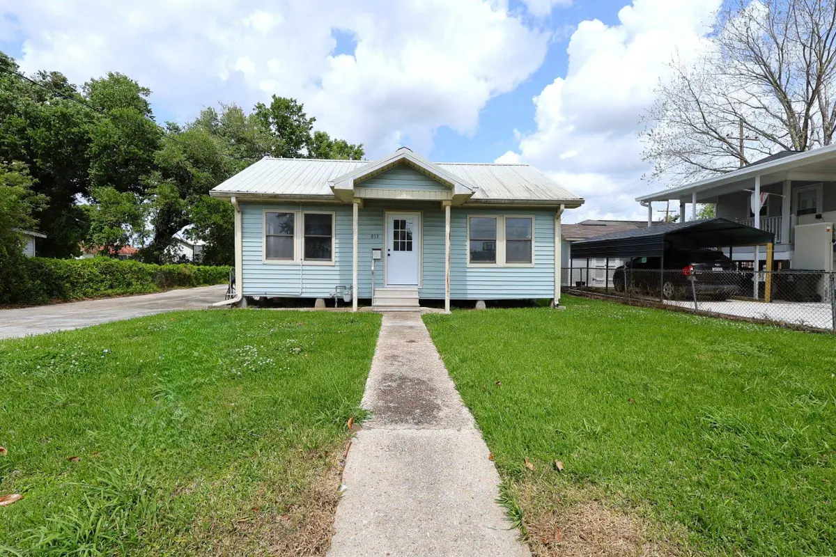 833 Elm St, Houma, LA 70360 - #1