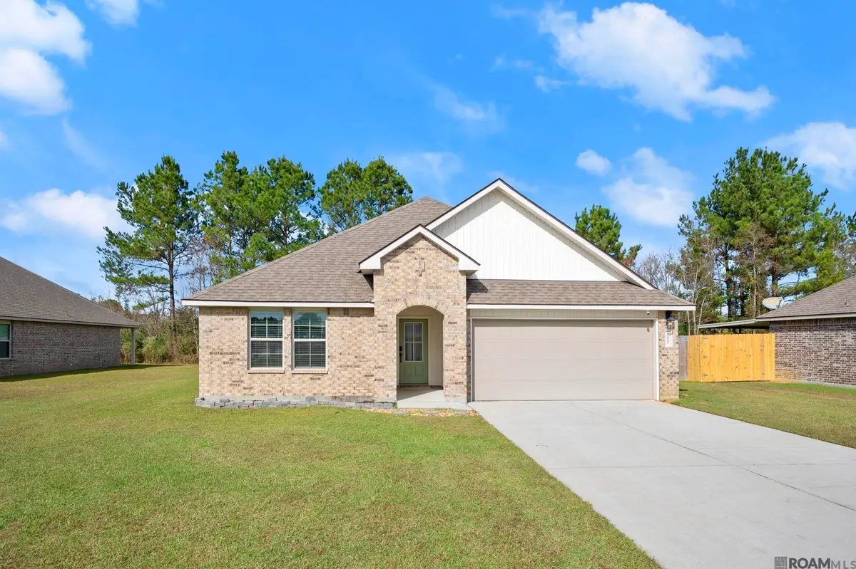 12721 Fowler Dr, Denham Springs, LA 70706 - Image #1