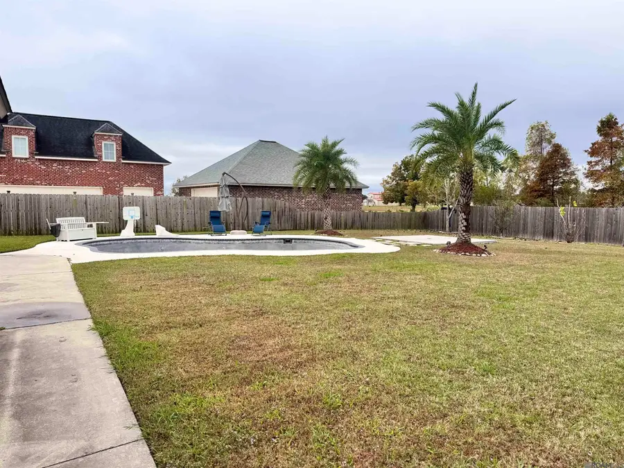 6549 Clark Plantation Dr, Gonzales, LA 70737 - Image #3