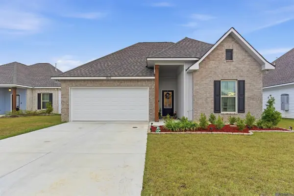 32650 Flower Tree Ct, Walker, LA 70785