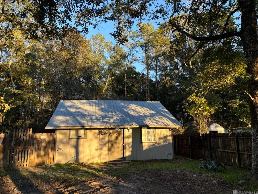 26100 Walker South Rd, Denham Springs, LA 70726 - Image #3