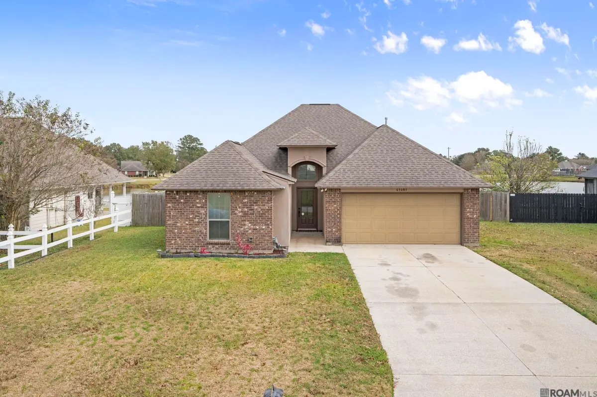 41481 Hearthstone Ave, Prairieville, LA 70769 - Image #1