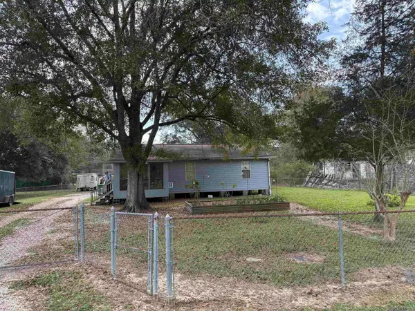 11390 Dubois Ln, Denham Springs, LA 70726