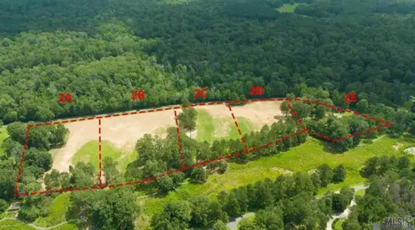 6071 Freeland Rd, St Francisville, LA 70775