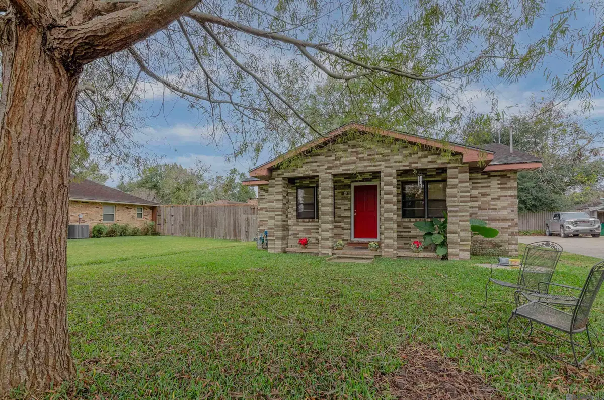 53580 Ware St, White Castle, LA 70788 - Image #1