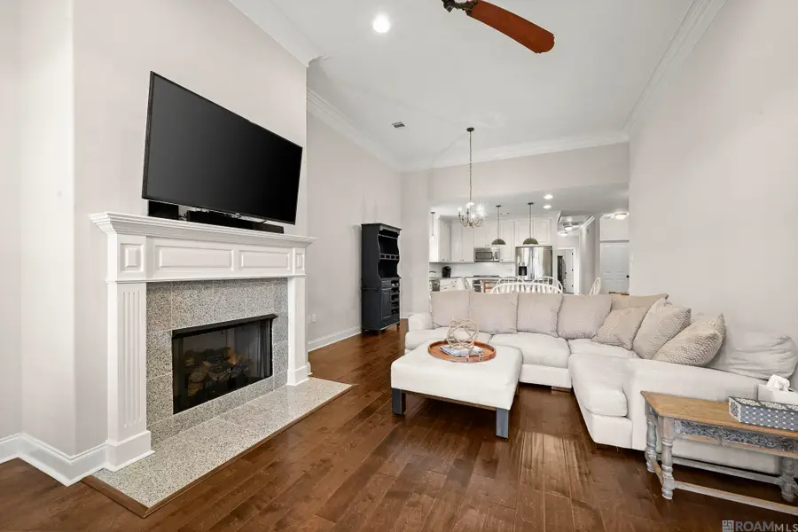 13957 Lexington Park Dr, Baton Rouge, LA 70810 - #2