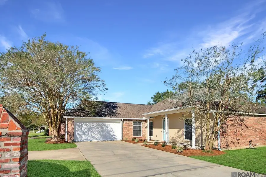 39520 Woodlake Dr, Prairieville, LA 70769 - Image #3