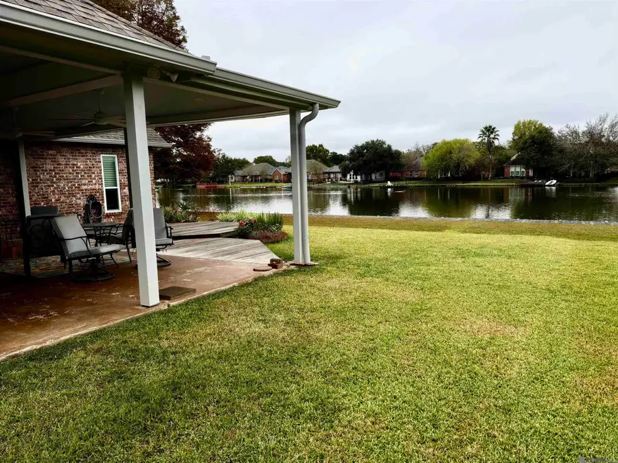 19020 Beaujolaes Ave, Baton Rouge, LA 70817 - Image #2