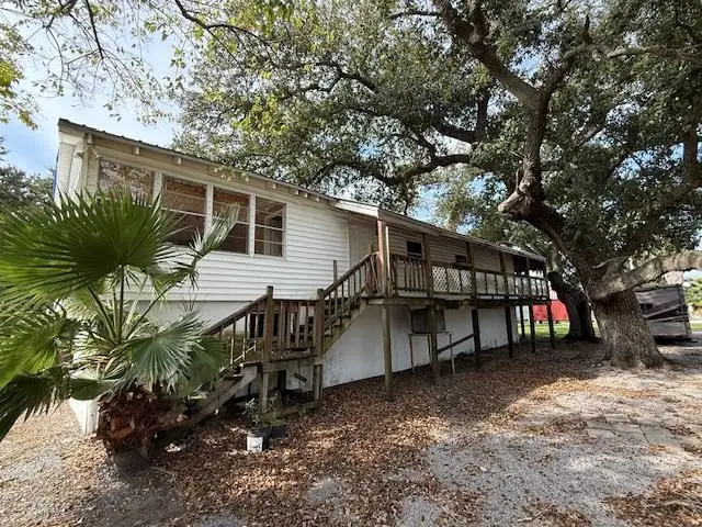 181 Medical Lane, Grand Isle, LA 70358 - #2