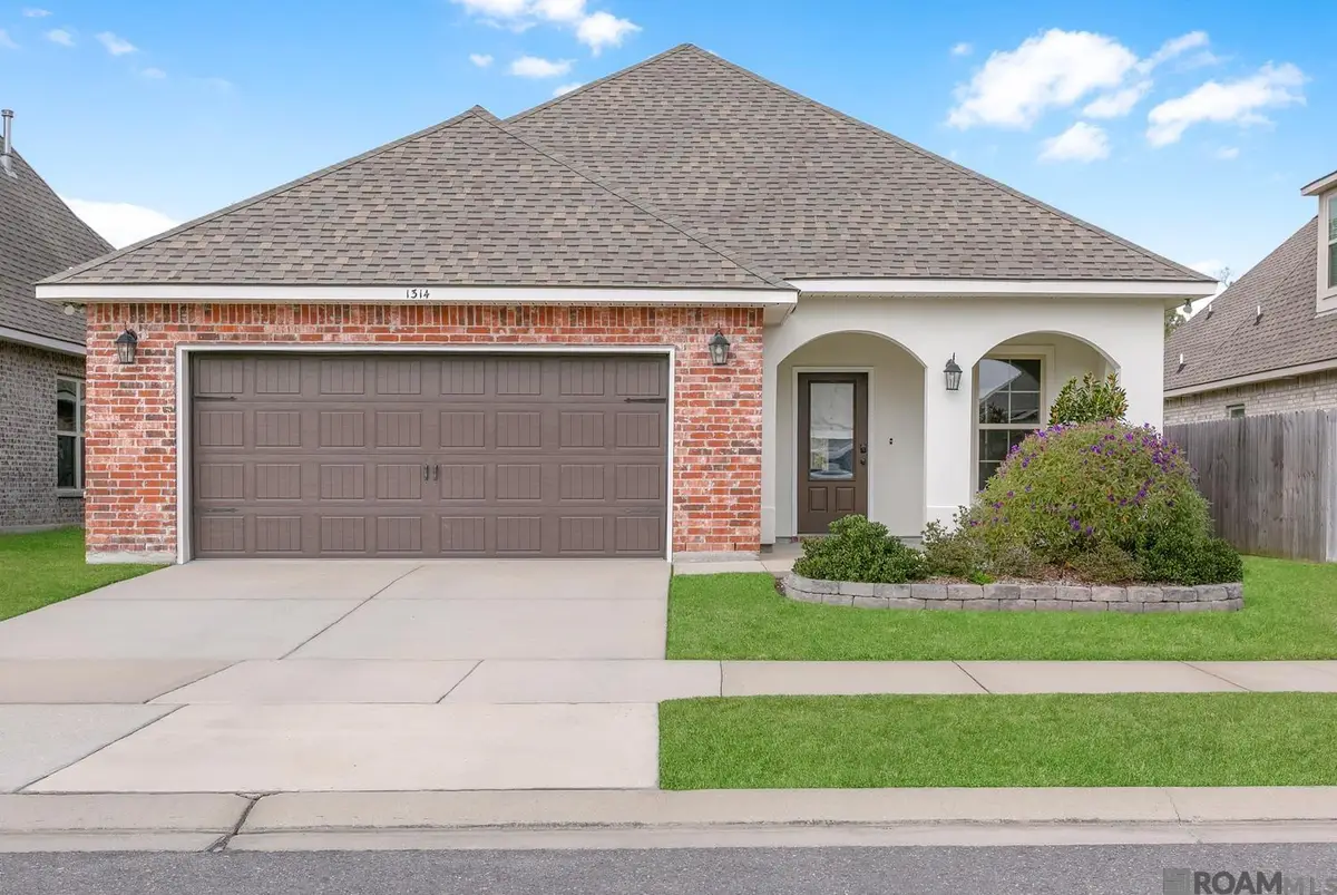 1314 Shadow Bluff Dr, Baton Rouge, LA 70820 - Image #1
