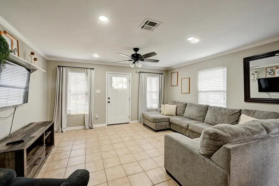 208 Jolie Oaks Blvd, Thibodaux, LA 70301 - #2