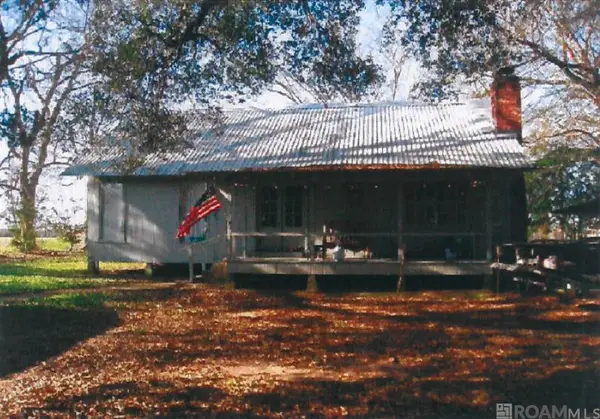 1040 Adley Loop, Breaux Bridge, LA 70517