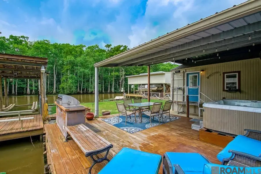 23082 Chene Blanc Ln, Maurepas, LA 70449 - Image #2