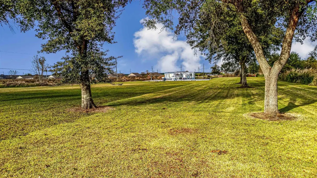 814 Forty Arpent Rd, Thibodaux, LA 70301 - #1
