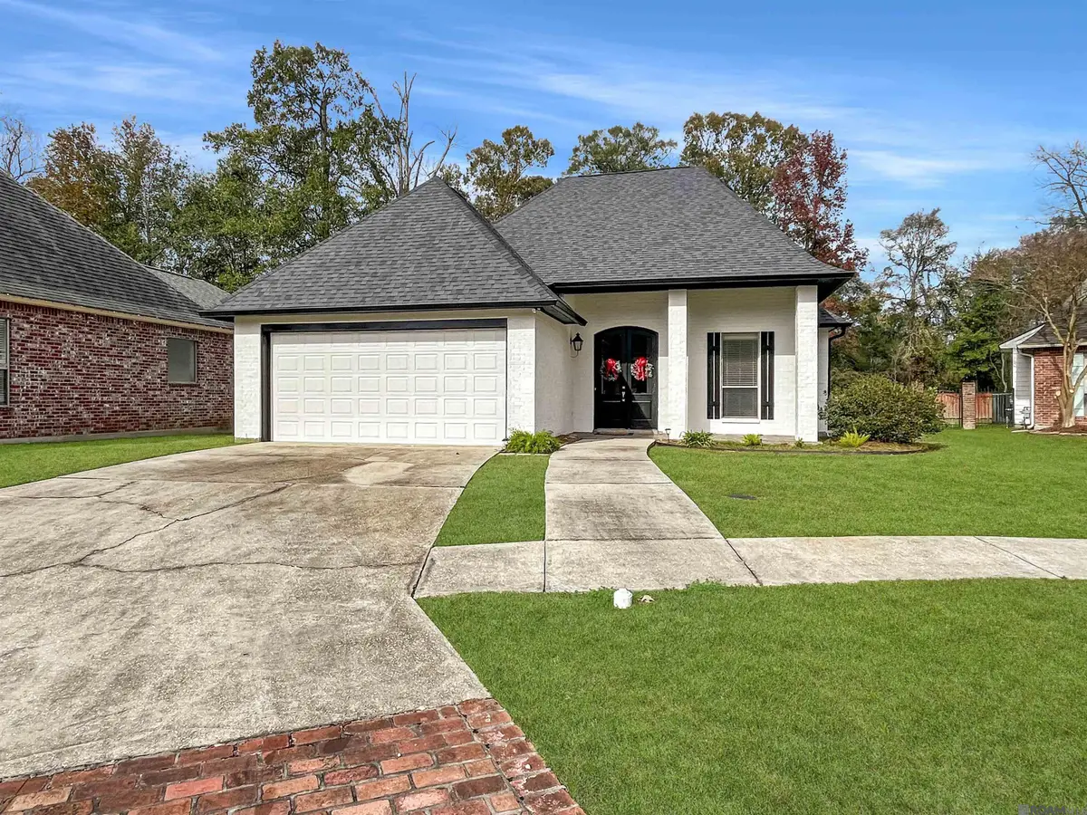 8473 Le Marie Ct, Denham Springs, LA 70706 - Image #1