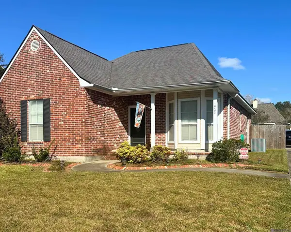 18482 Lake Iris Ave, Baton Rouge, LA 70817