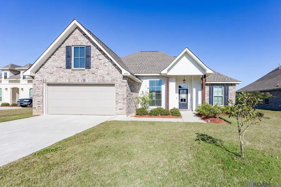 4822 Longwood Dr, Addis, LA 70710 - Image #2