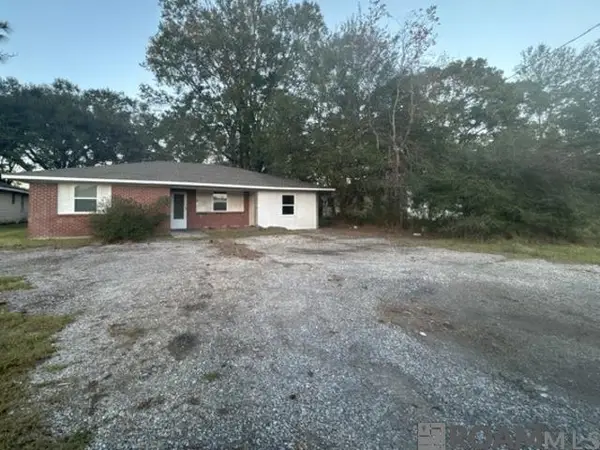 5245 Groom Rd, Baker, LA 70714