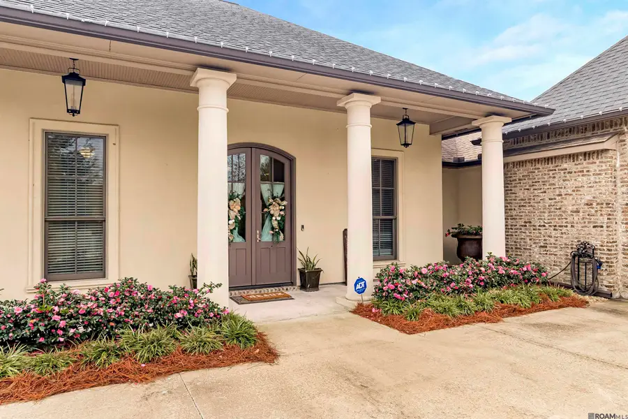 5422 Cypress Point Ln, Gonzales, LA 70737 - Image #2