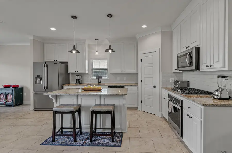 11589 Hideaway St, Denham Springs, LA 70726 - Image #2