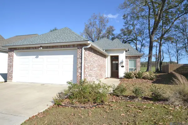 13126 Cedar Pointe Dr, St Francisville, LA 70775