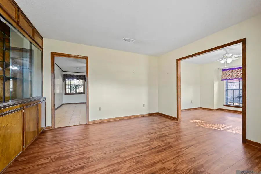 10815 Stanley Aubin Ln, Baton Rouge, LA 70816 - Image #3