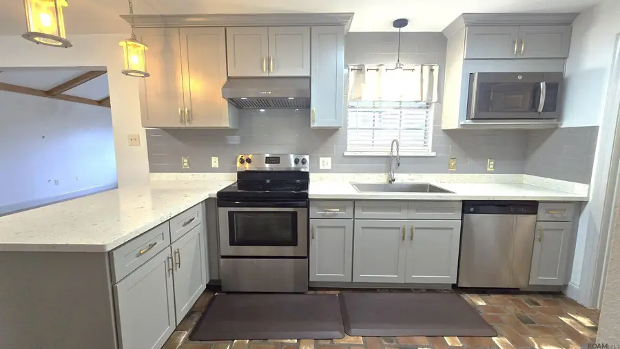 463 W Chalfont Dr, Baton Rouge, LA 70819 - Image #3