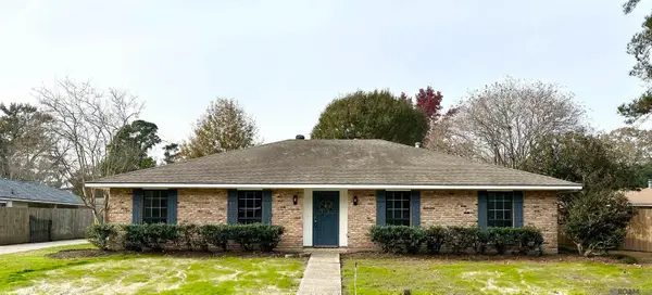 733 Chippenham Dr, Baton Rouge, LA 70808