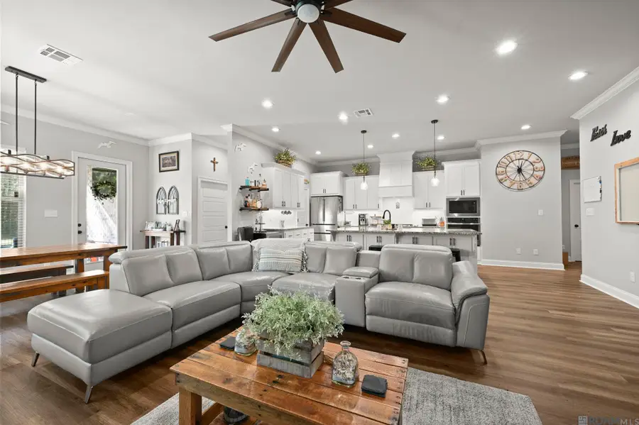 30620 Bluewing Crescent, Springfield, LA 70462 - Image #3