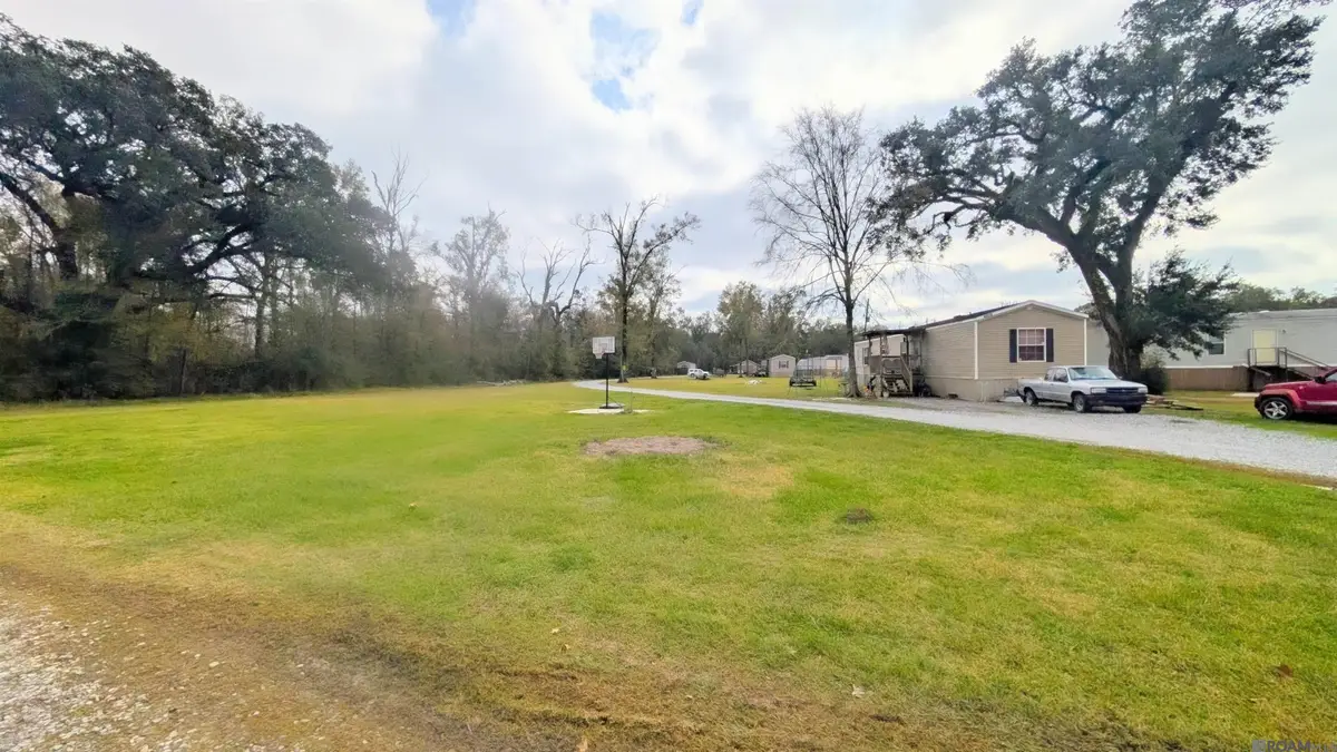 42575 La Hwy 42, Prairieville, LA 70769 - #1