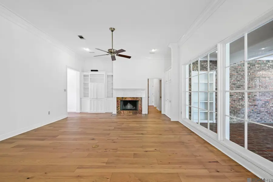 5845 S Shore Dr, Baton Rouge, LA 70817 - Image #3
